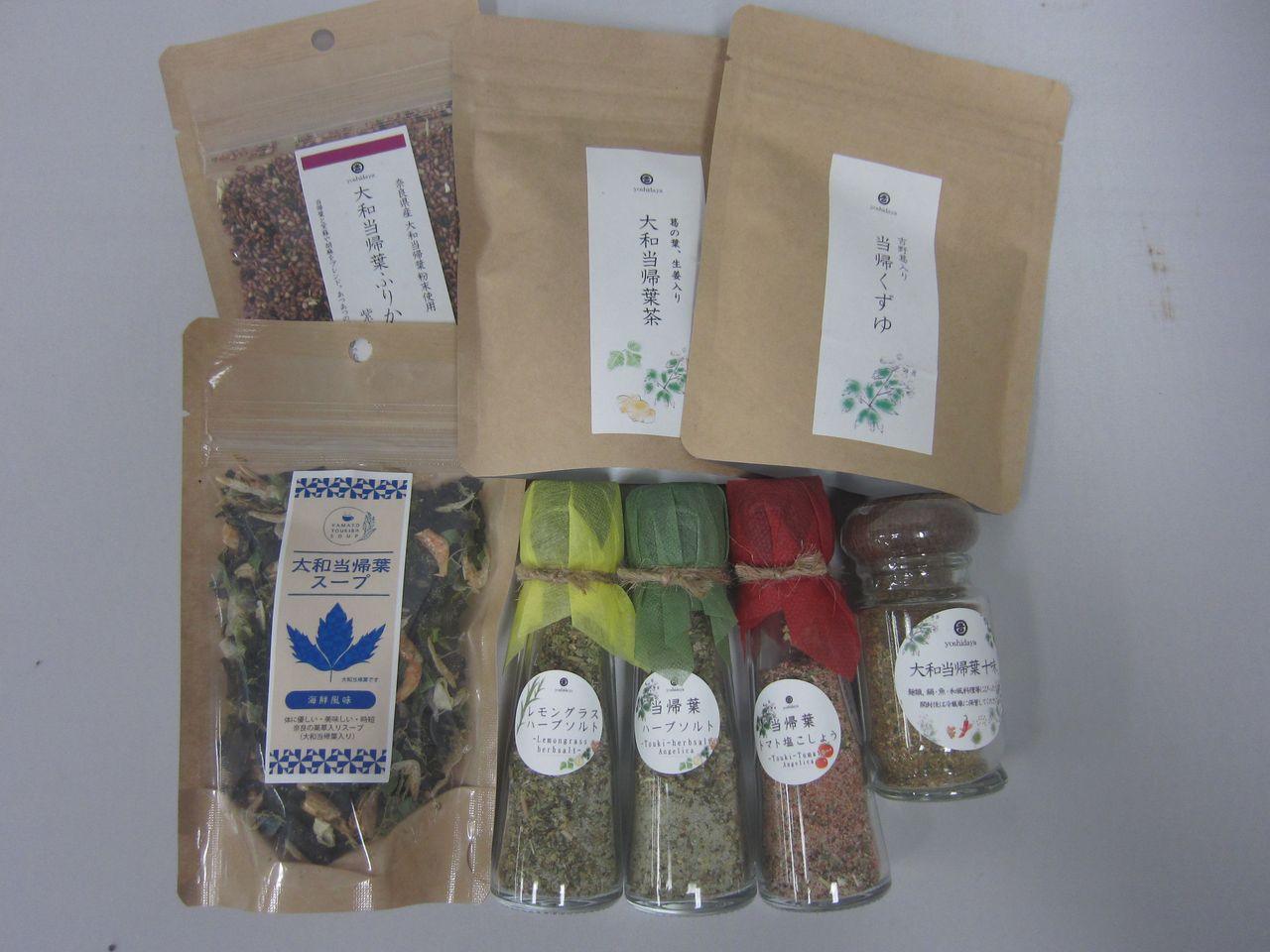 吉田屋（いろとひかり）の画像